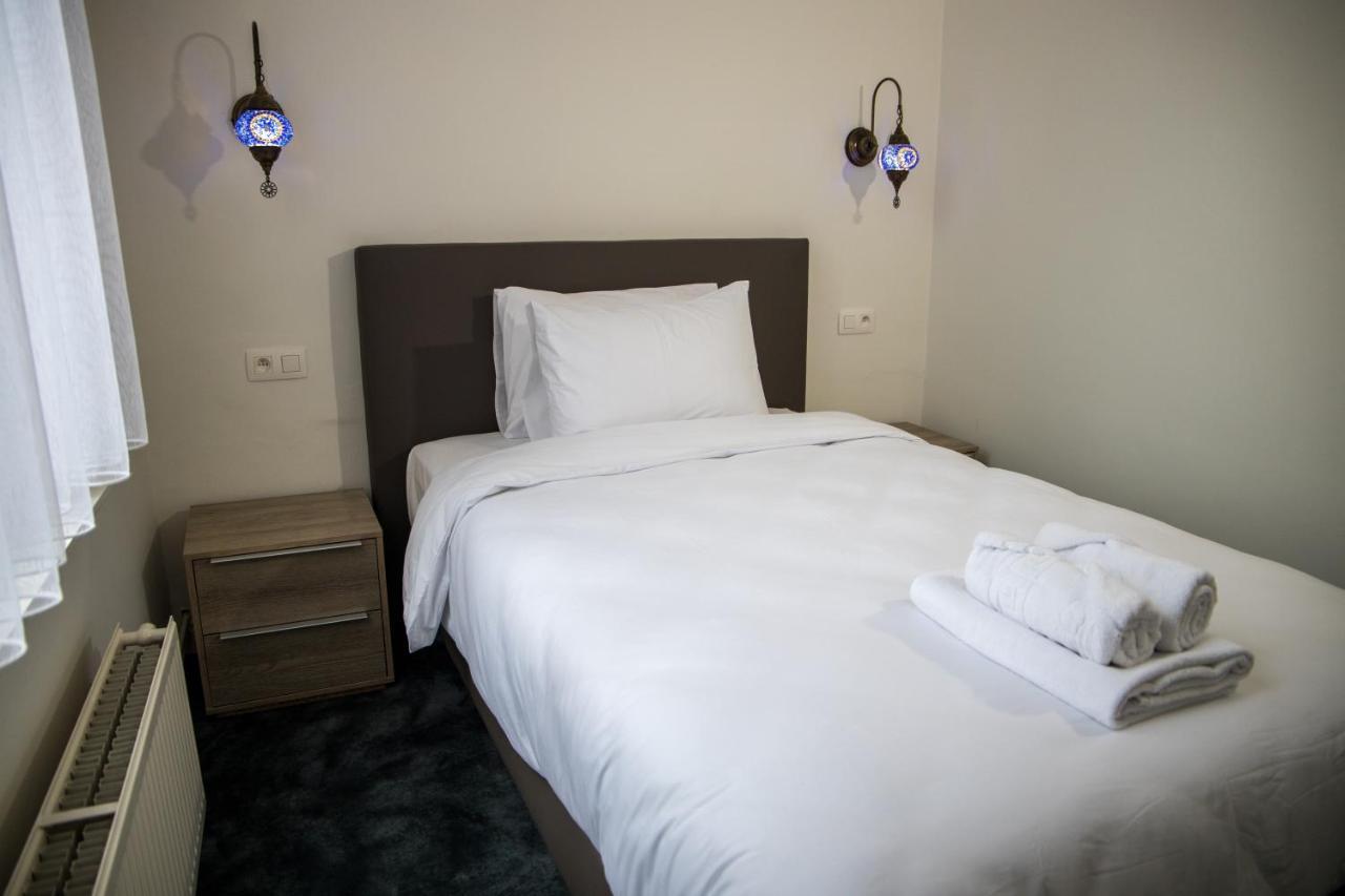 Hotel Guzy Lier Dış mekan fotoğraf